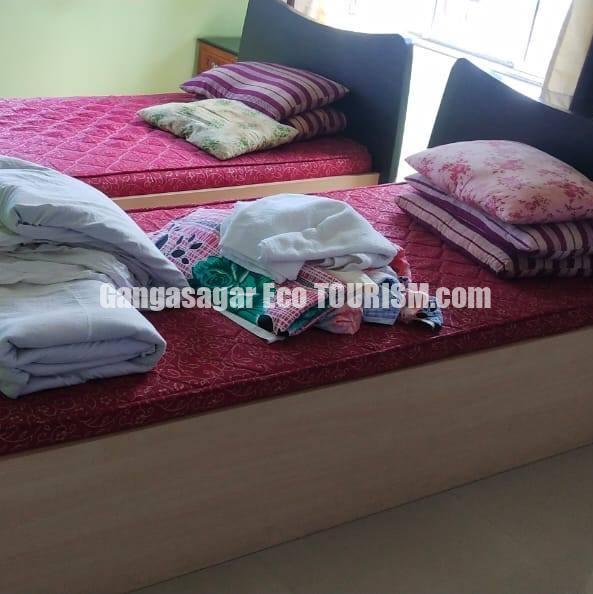 Youth Service Cottage 09